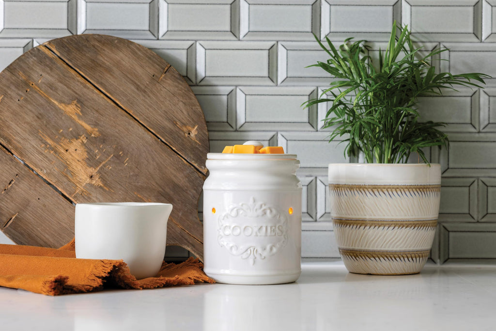 Candle Warmers Etc. Illumination Fragrance Warmer- Light-Up Warmer for Warming Scented Candle Wax Melts and Tarts or to Freshen Room, Jack O'Lantern